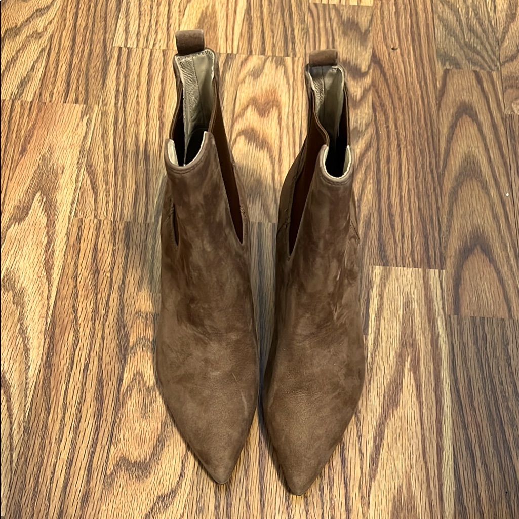 New Veronica Beard Tan Suede Ankle Boots Size 7 M